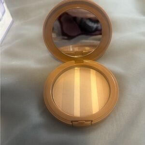 Belle by Kim Gravel Bronzer & Contour - Ray of Sunshine